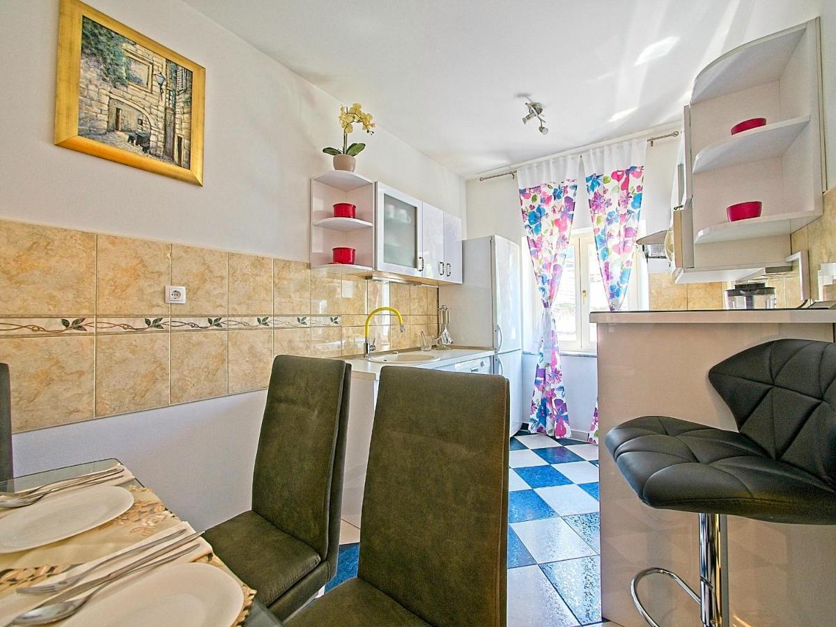 Nina Apartment Spalato Esterno foto