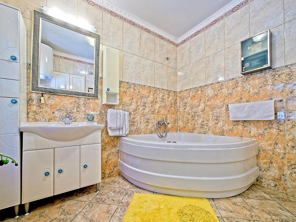 Nina Apartment Spalato Esterno foto