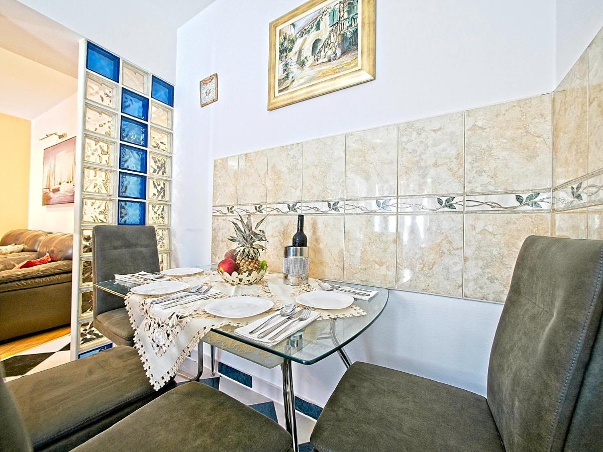 Nina Apartment Spalato Esterno foto